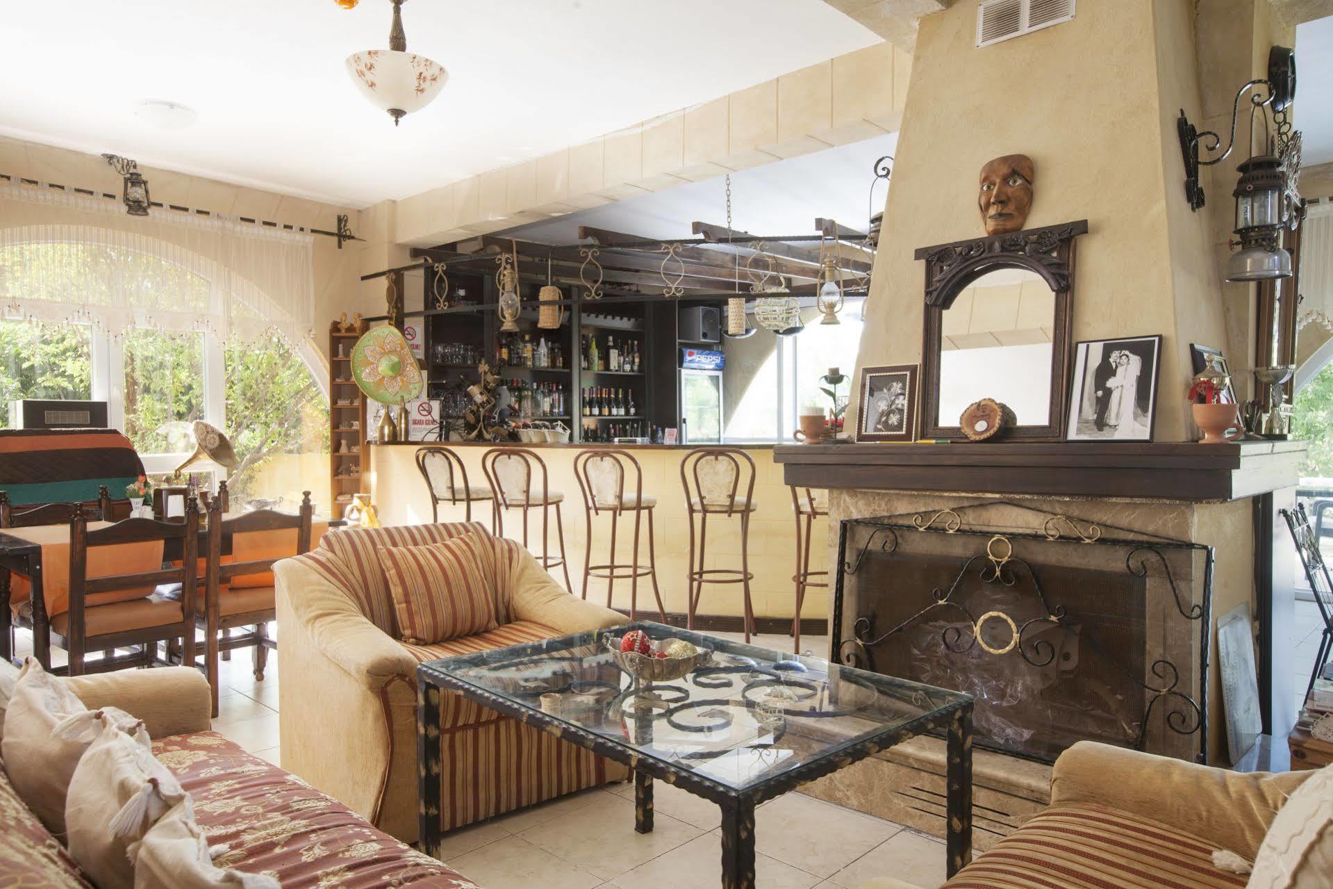 Lapida Garden Hotel Lapta Dış mekan fotoğraf