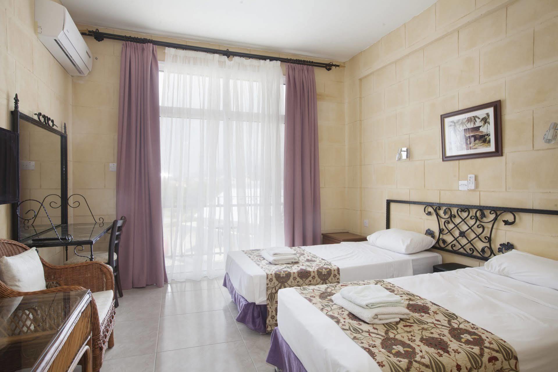 Lapida Garden Hotel Lapta Dış mekan fotoğraf